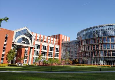 法国里昂商学院国际本硕连读课程介绍