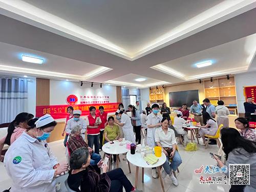 赣州市中医院与国际教育学院携手共庆5·12国际护士节系列活动